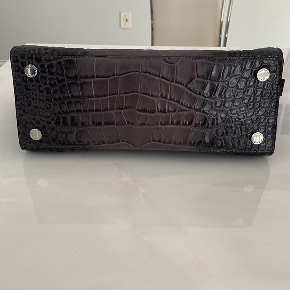 NWT Michael Kors Selma grey large satchel. - Picture 4 of 13